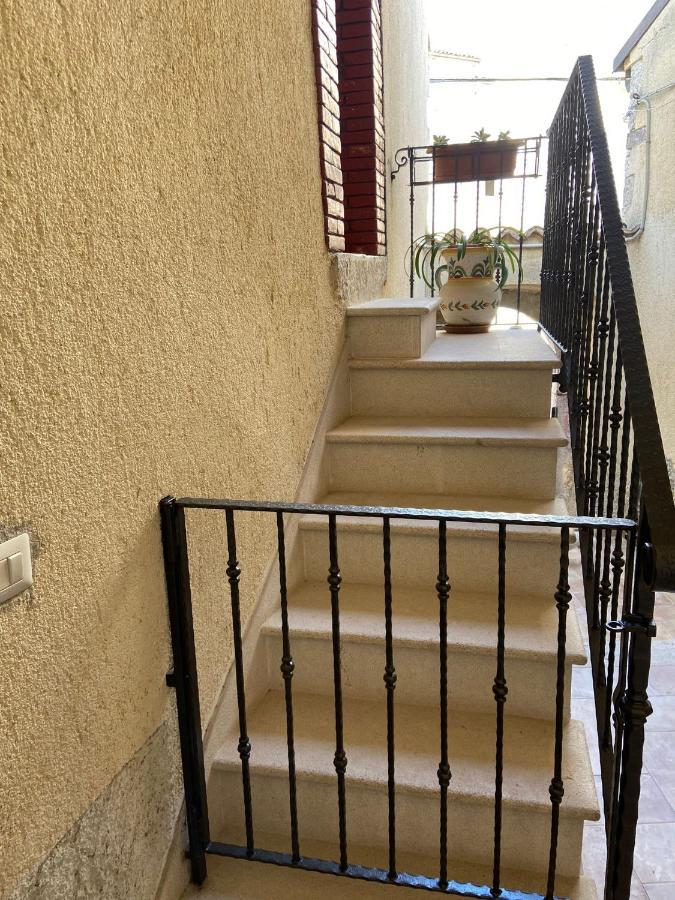 Bed and Breakfast Antico Borgo Fornelli Екстер'єр фото